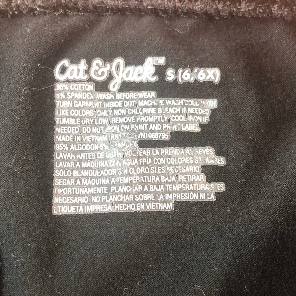 Cat & Jack print shirt leggings